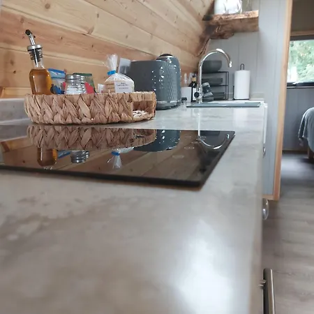 Eastfield Glamping Farm Campsite *